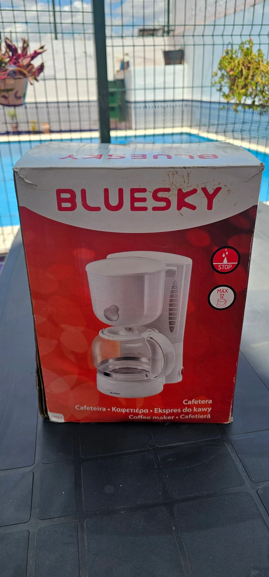 Cafetera con filtro reutilizable